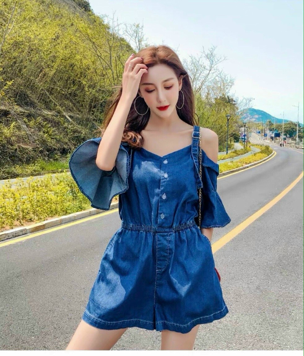 JUMSUIT DENIM ĐÙI TRỄ VAI TAY LOE 
